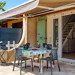 Charmante Maison En Bord De *