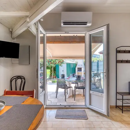 Lägenhet Charmante Maison En Bord De Marseillan (Herault)