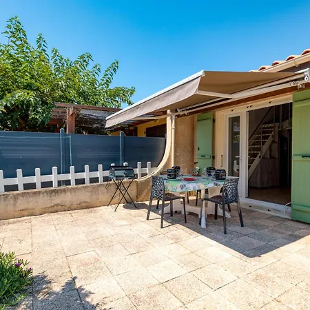 Charmante Maison En Bord De