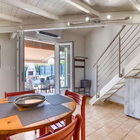 Charmante Maison En Bord De 아파트